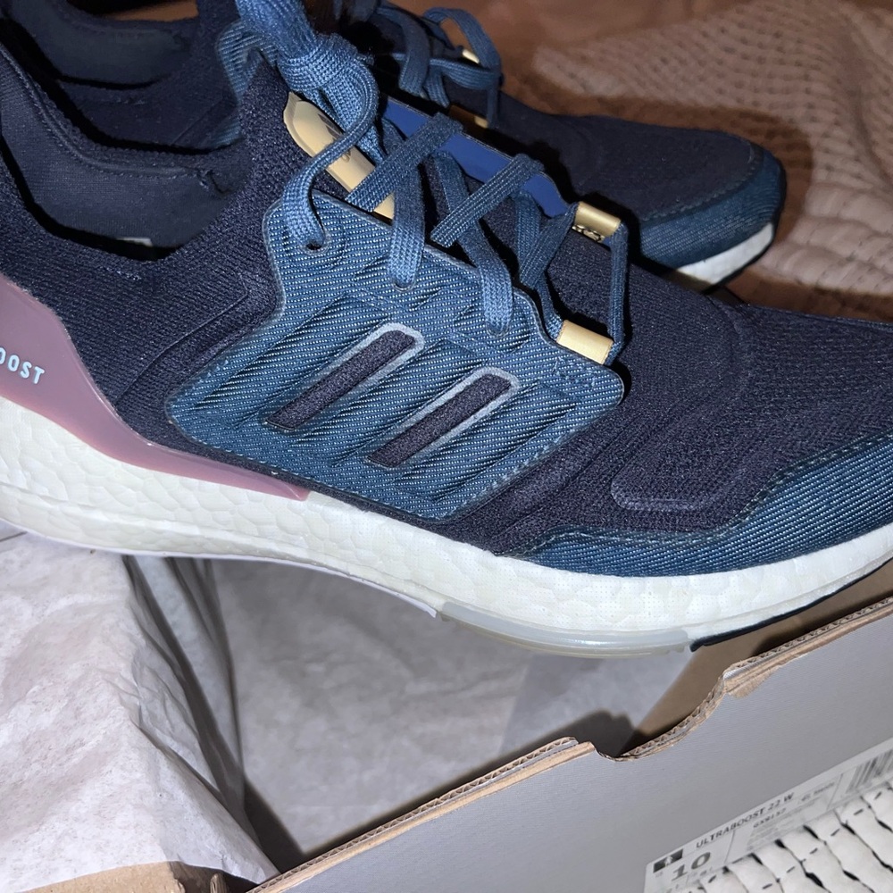 Adidas Ultraboost Dark Blue and denim - Picture 4 of 10
